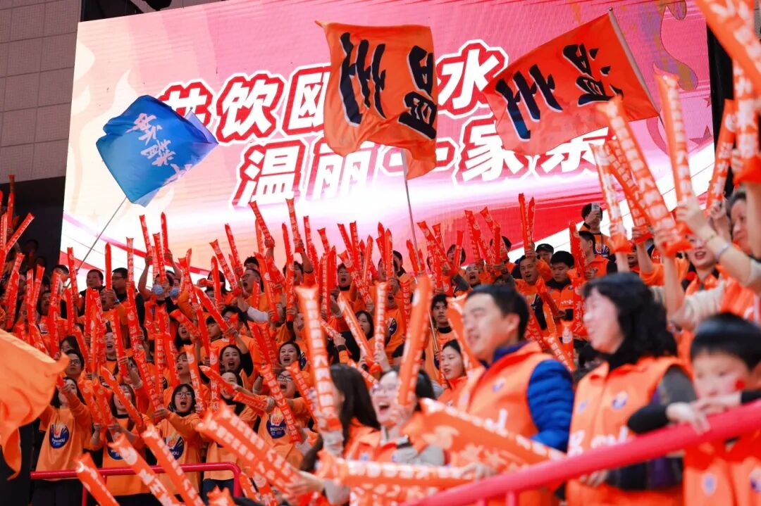 �¾������Ƕ��ǳ���Ӣ�ۣ�